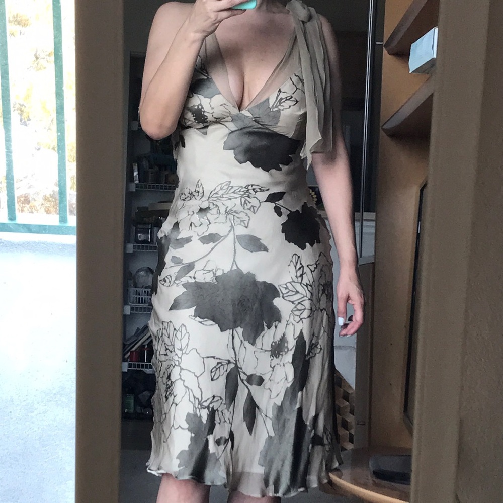 Linda Asaf silk/velvet embroidered cocktail dress4